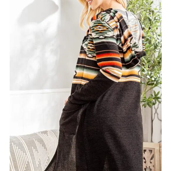 NWT Long Aztec Print Cardigan with Hood - Picture 6 of 8